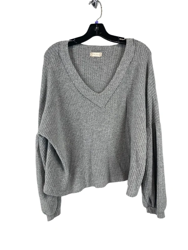 Top Long Sleeve By Altard State In Grey, Size: L